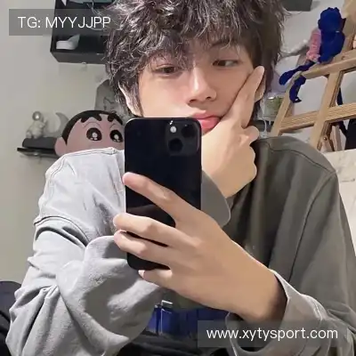窦芸昀